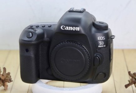 eos1.jpg