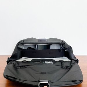 Peak Design Messenger v2 - 5.jpeg