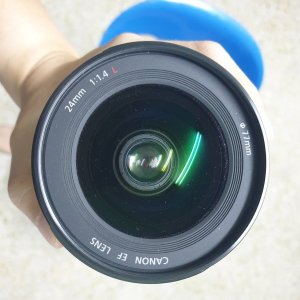 Canon 24mm F1.4 Mark 2 $800 (2).jpg
