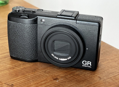 Ricoh GRD iii B.png