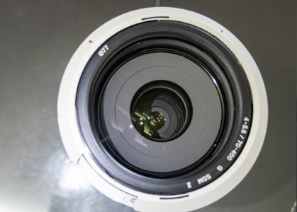 Lens70400 Front.jpg