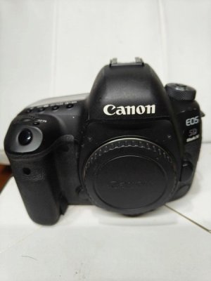 canon_5d_mark_iv_1728570599_4ad43572_progressive.jpg