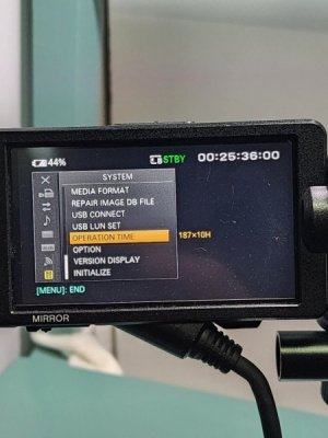 sony_fs5_mark_one_1870hr_usage_1732442043_2251f665_progressive.jpg