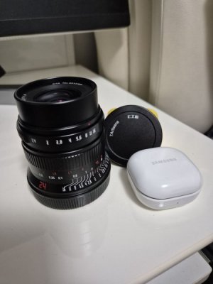 7Artisans prime len 24mm F 1.4.jpg