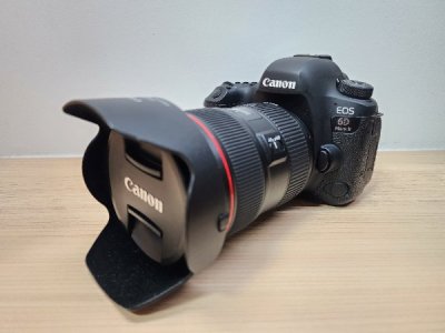 Canon 6D Mark II.jpg