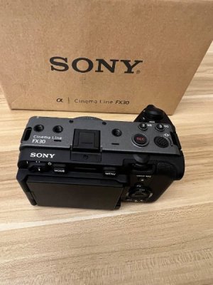 sony_cinema_line_fx30_camera_1755598707_a00a1615_progressive.jpg
