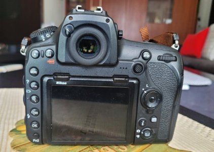 Nikon D850 Body-2.jpeg