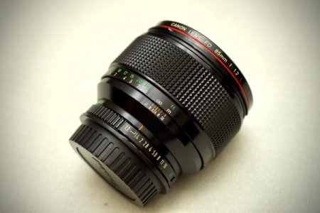 Canon FD 85mm F1.2L (EF-converted) - 9.jpg