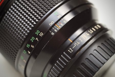 Canon FD 85mm F1.2L (EF-converted) - 8.jpg