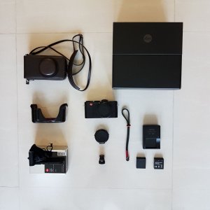 Leica X2 & Full Set of Accessories