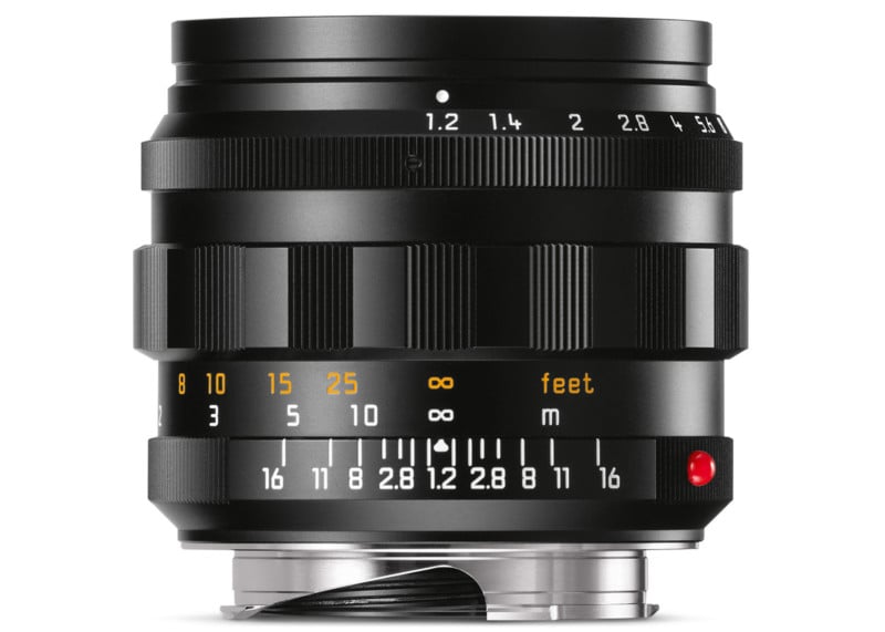 Noctilux-M_1_2-50_schwarz_Frontal_CMYK-800x571.jpg