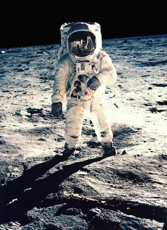 buzzaldrin.jpg