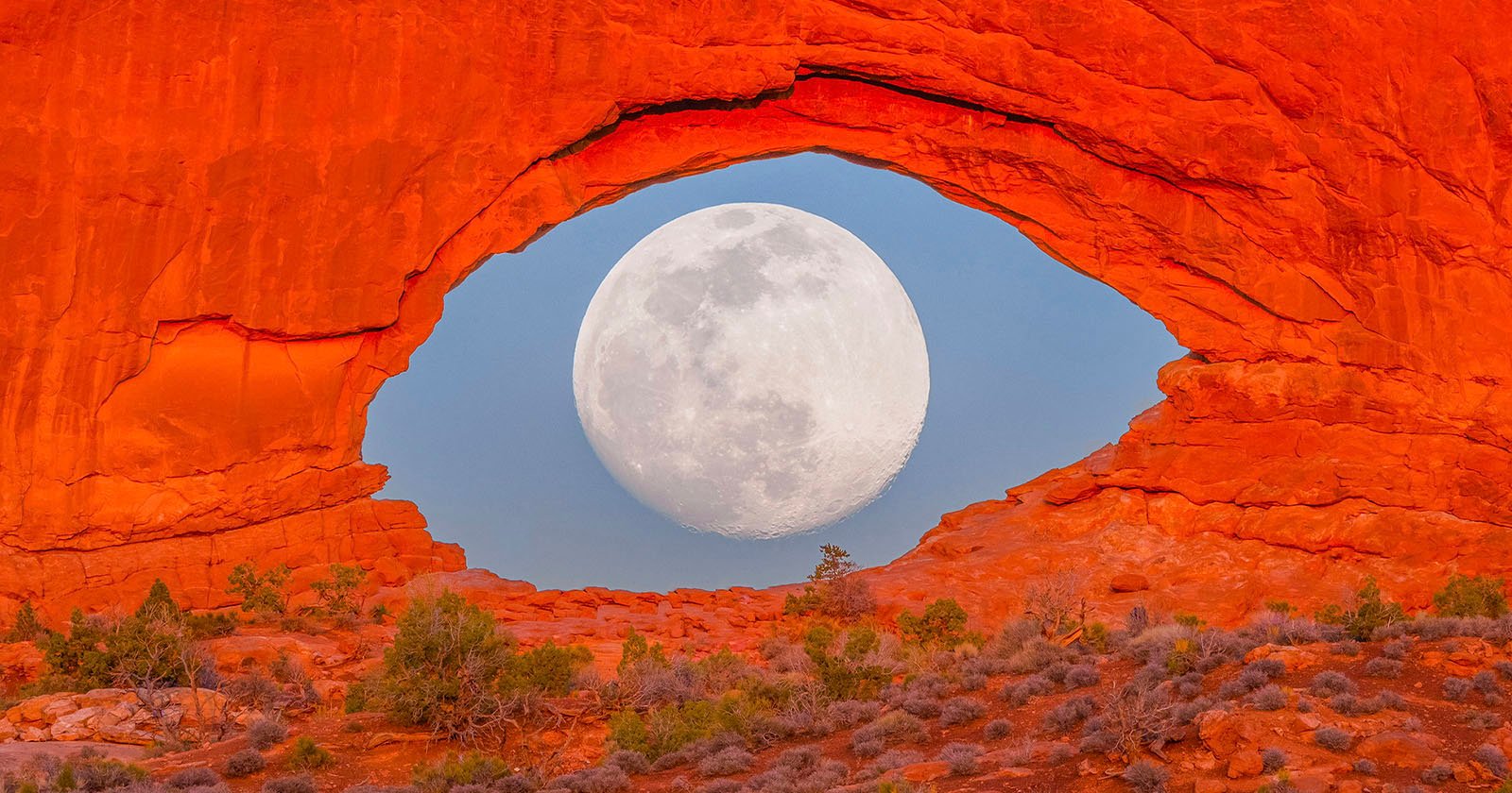 Moon eye