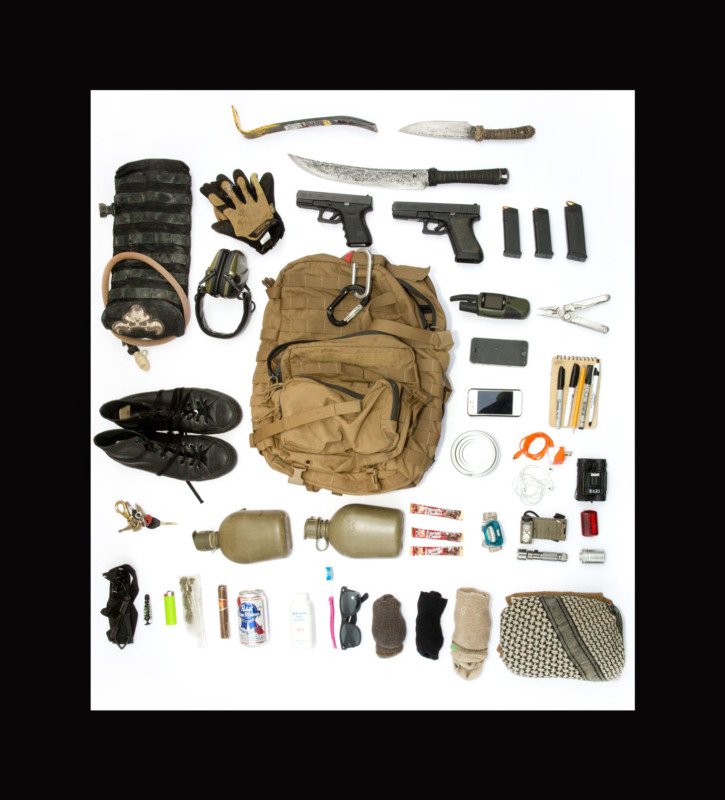 bugoutbag0-725x800.jpg