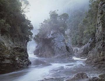 Rock_island_bend.jpg