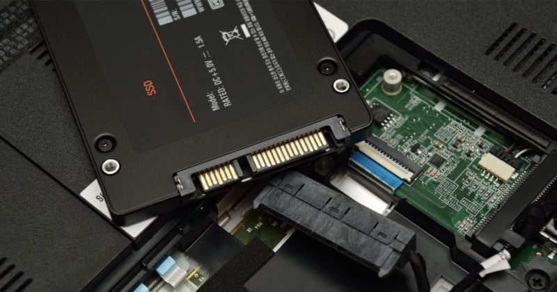 Hardware-Woes-Compound-as-SSDs-HDDs-Suffer-From-Supply-Shortage-800x420.jpg