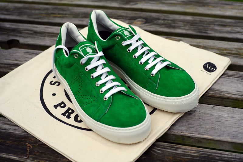 angelo-pelle-street-photography-shoes-2-800x534.jpg