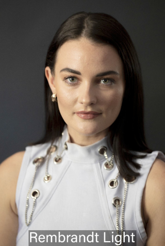 WindowLightPortraits_17-536x800.jpg