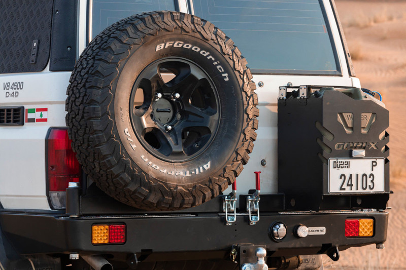 GobiXrearbarwheelcarrierandjerrycanholder-800x533.jpg