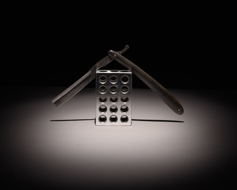 03-c_razor-800x640.jpg