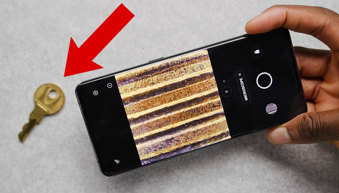 The Smartphone With a Built-in Microscope Lens