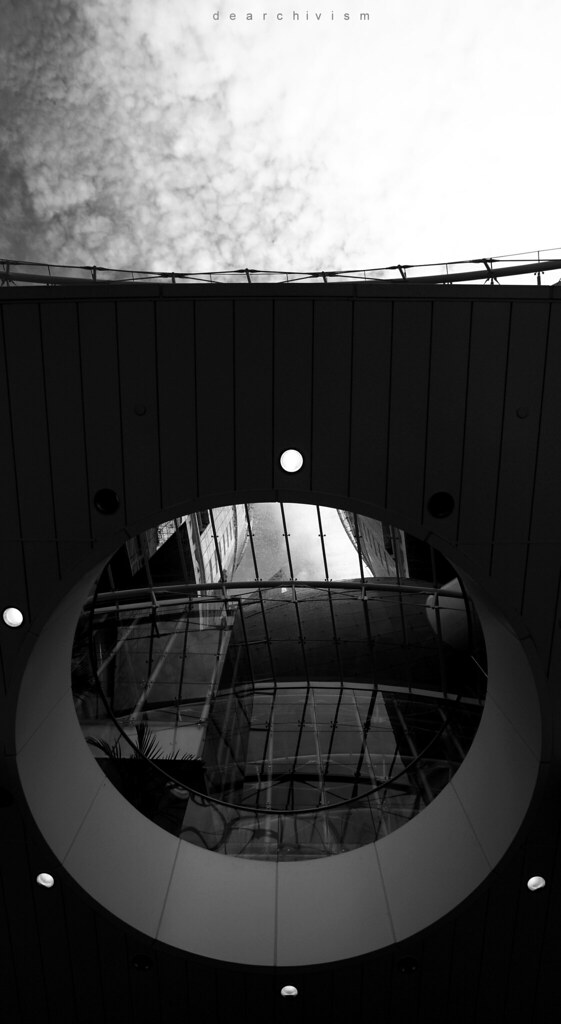 2832780570_190d112bca_b.jpg