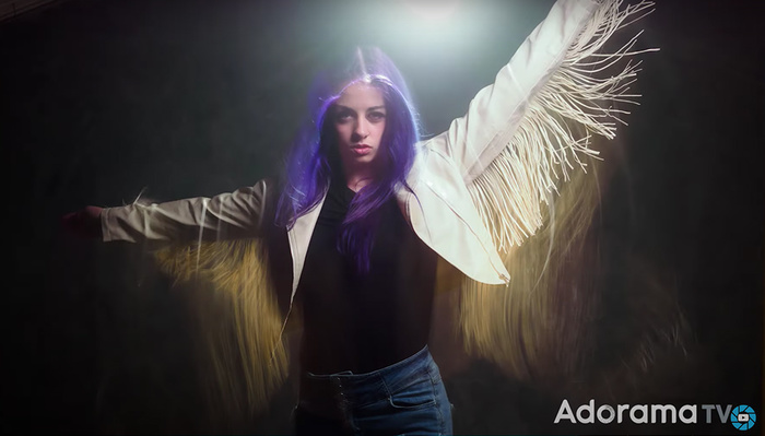 How to Freeze and Blur Movement With Flash Photography