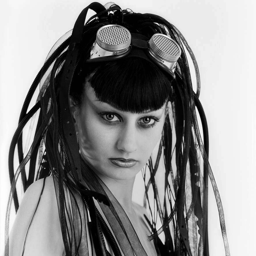 headress__2__by_hattori_hanzo_2010-d3aqznr.jpg