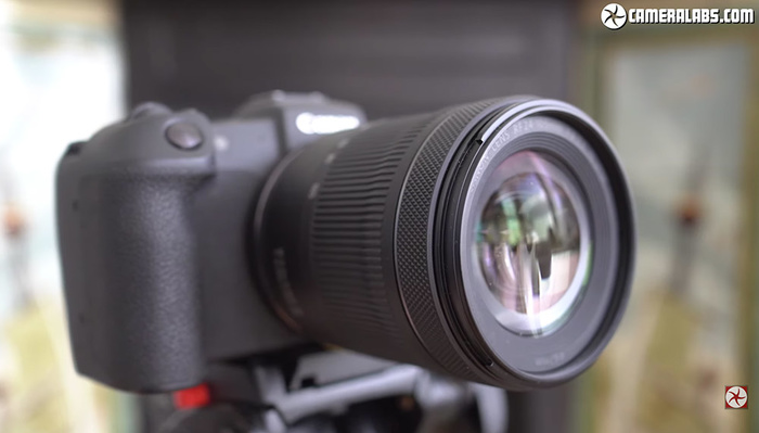 What Is the Best Walkaround Zoom Lens for Canon Mirrorless Cameras?