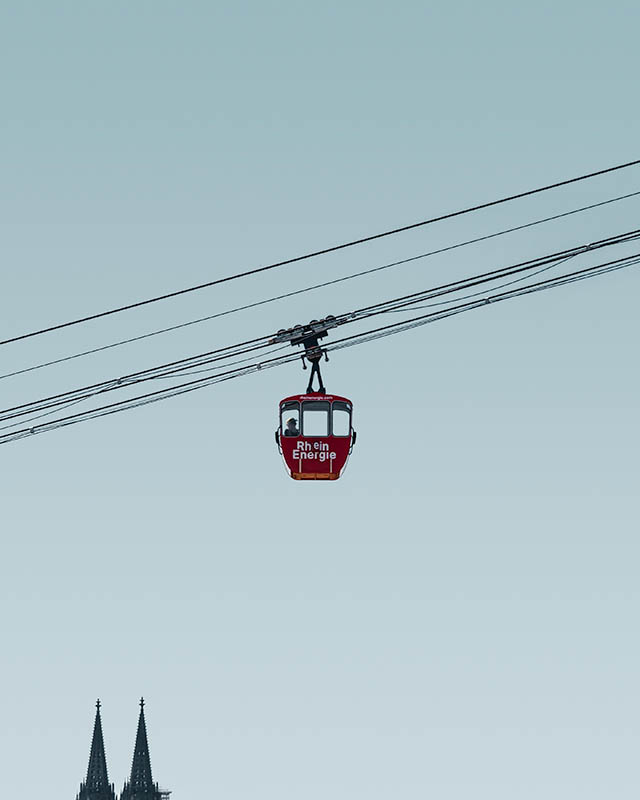 188-cable-car-cathedral-germany-@olle.l.olle_.jpg
