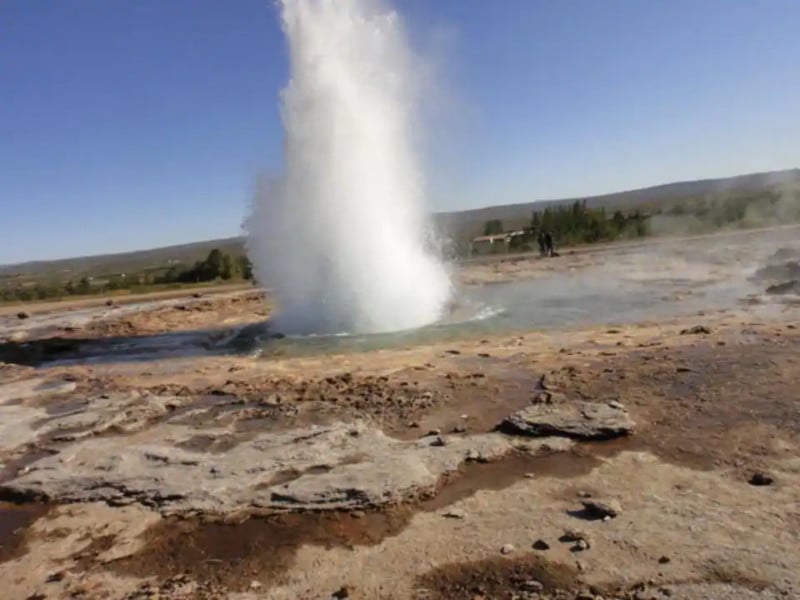 geyser-pranav-lal-800x600.jpg