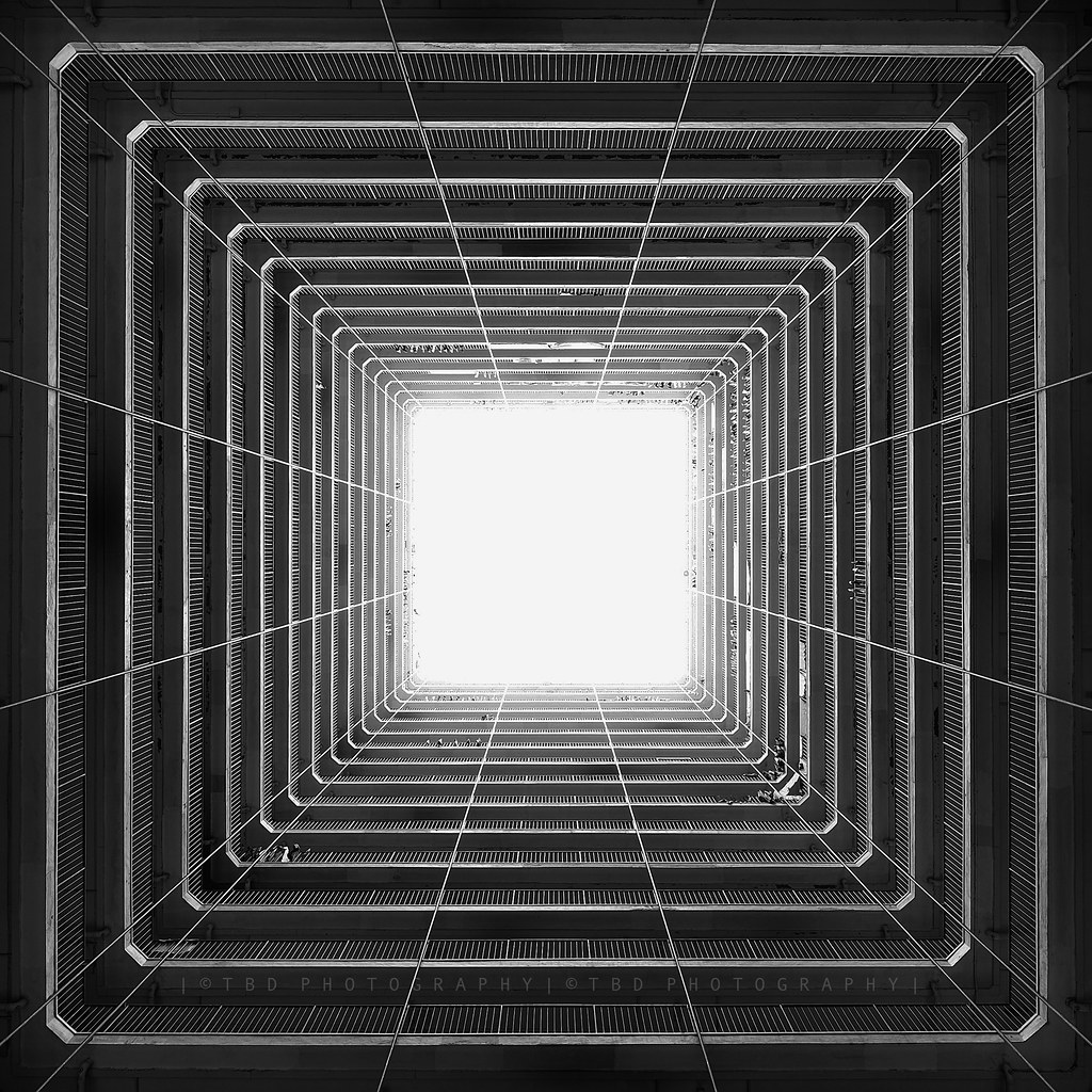 17246773596_807ba30788_b.jpg