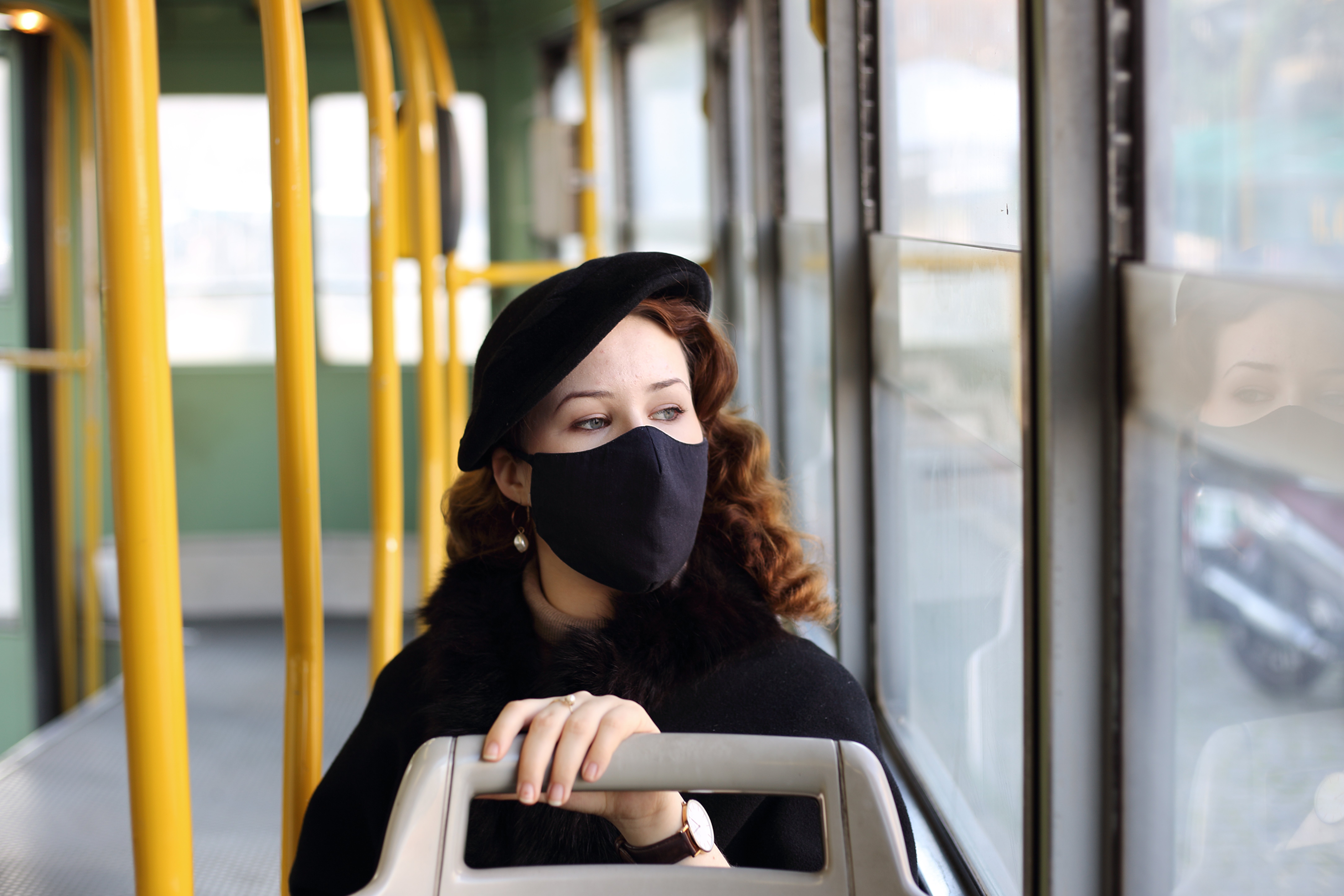 Sonia-Costa-_-The-black-mask.jpg
