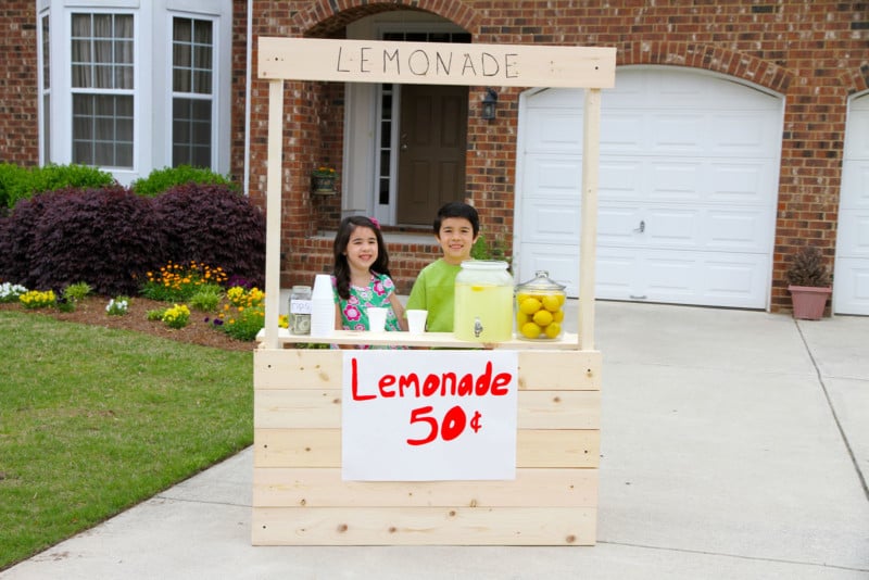 lemonadestand-800x534.jpg