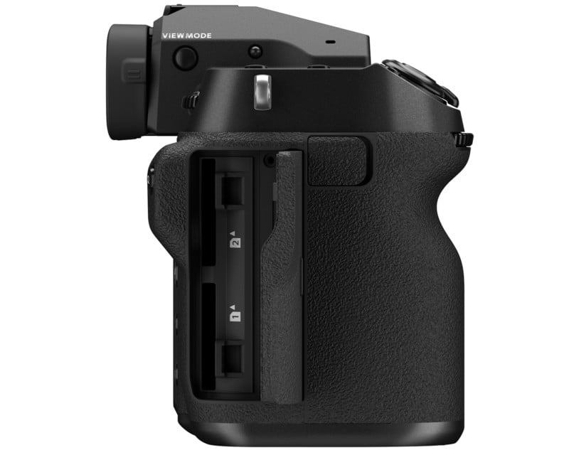 600022058_PT03_GFX100S_side_grip_OPEN-800x640.jpg