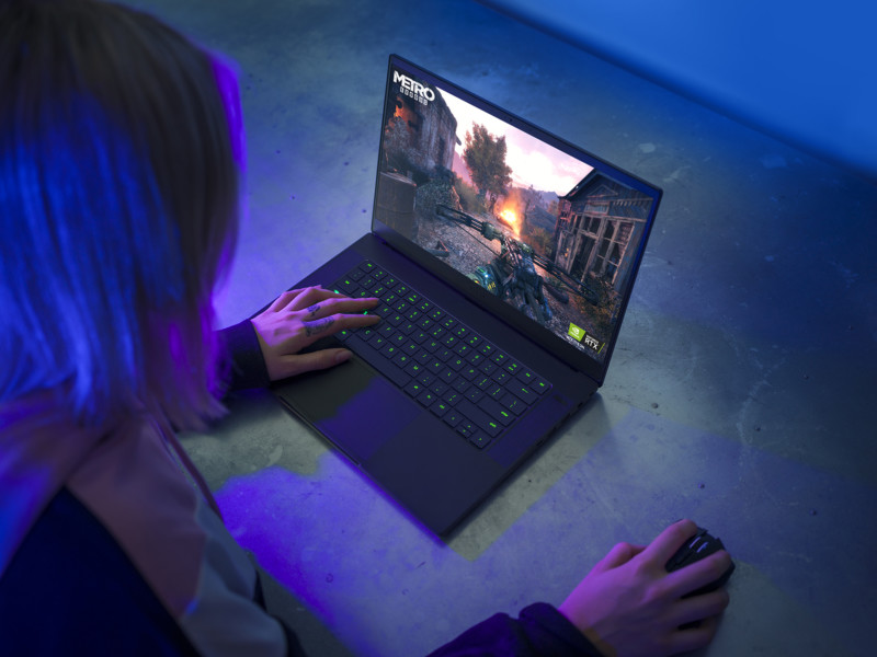 Razer-Blade-15-2021-Lifestyle-1-800x600.jpg