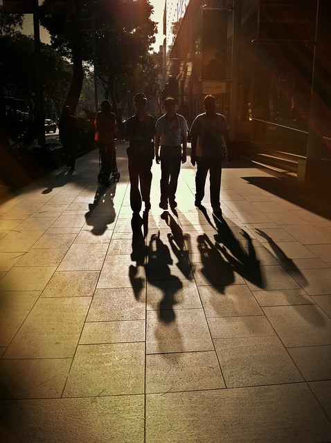 5910598906_2fd2e41b15_z.jpg
