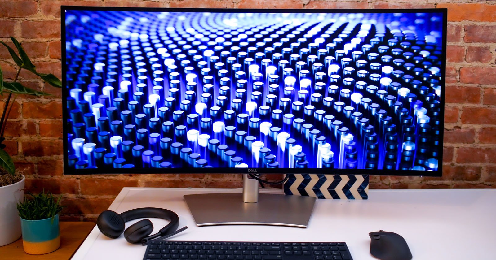 Dell's new 40-inch utlrawide 5K monitor