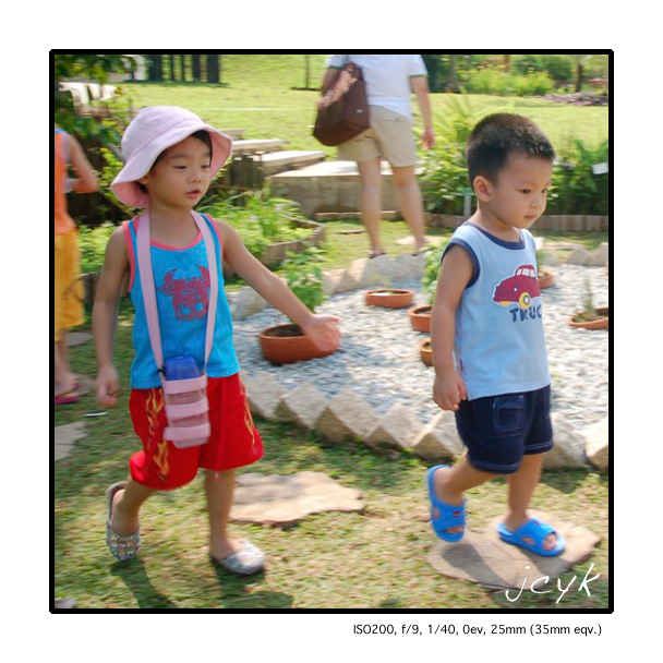 hort-park-walking.jpg