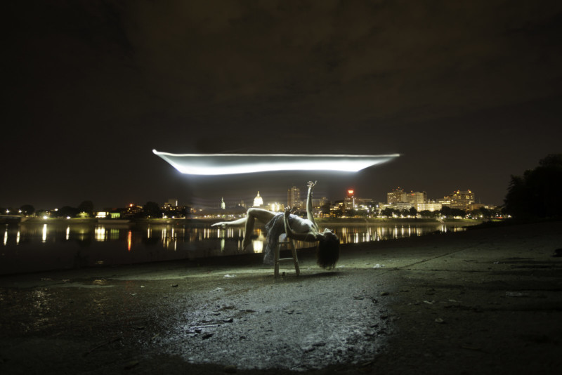 3_Levitation_NoMask-800x534.jpg