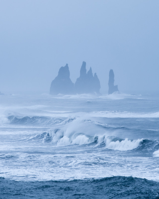 05-livieri_iceland_curves-640x800.jpg