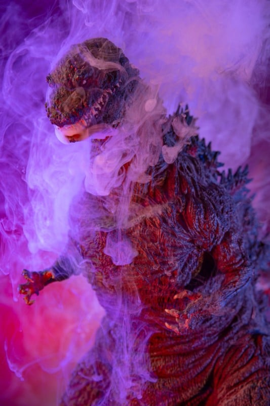 miniature-Godzilla3-533x800.jpg