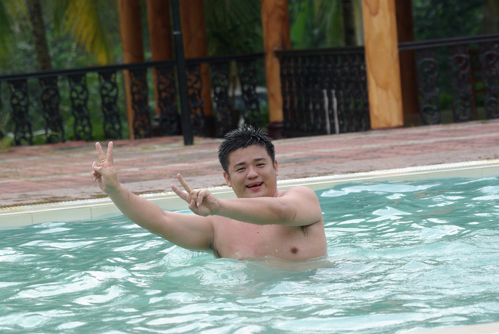 5367077070_72021be3de_b.jpg