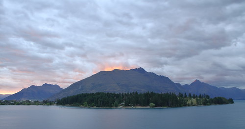 5284987941_98ced3e419.jpg
