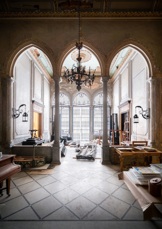 Sursock-Palace-01-564x800.jpg