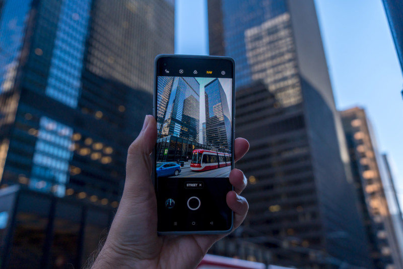 Realme-GT-Explorer-Street-mode-800x534.jpg
