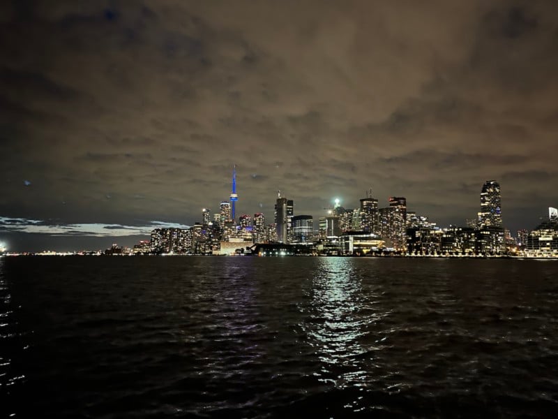 iPhone-13-night-mode-800x600.jpg