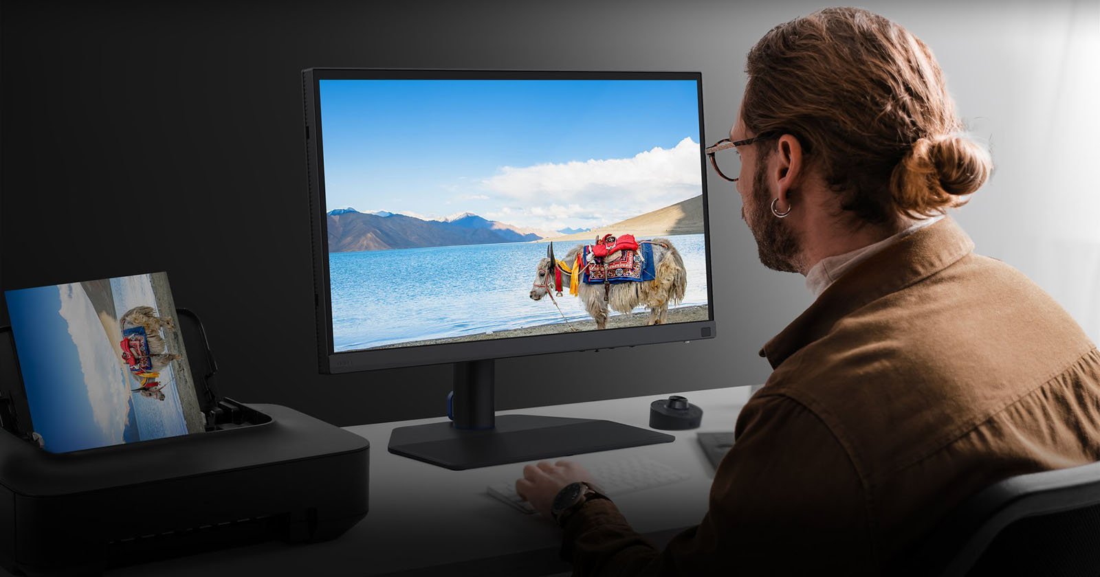 BenQ SW272Q and SW272U