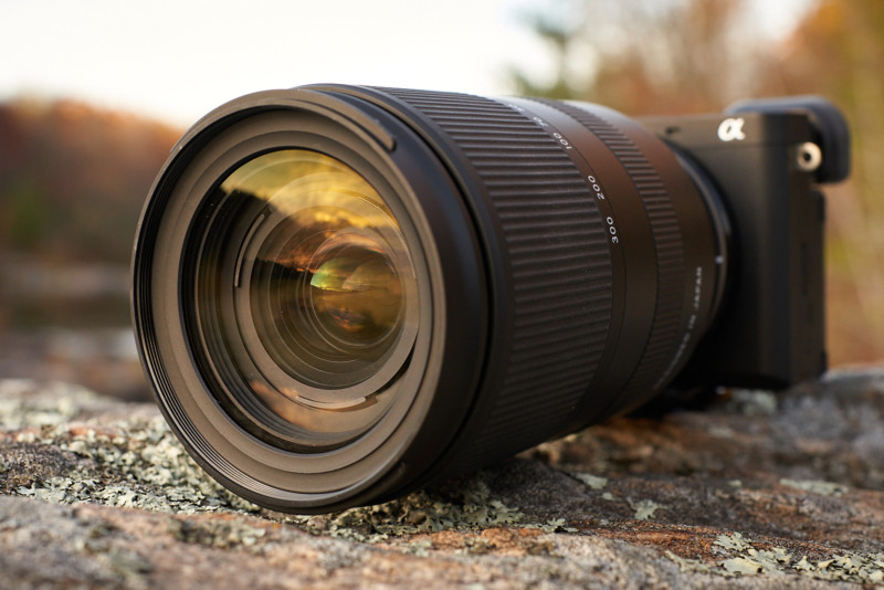 tamron-18-300mm-f3-5-6-3-lens-1-800x534.jpg