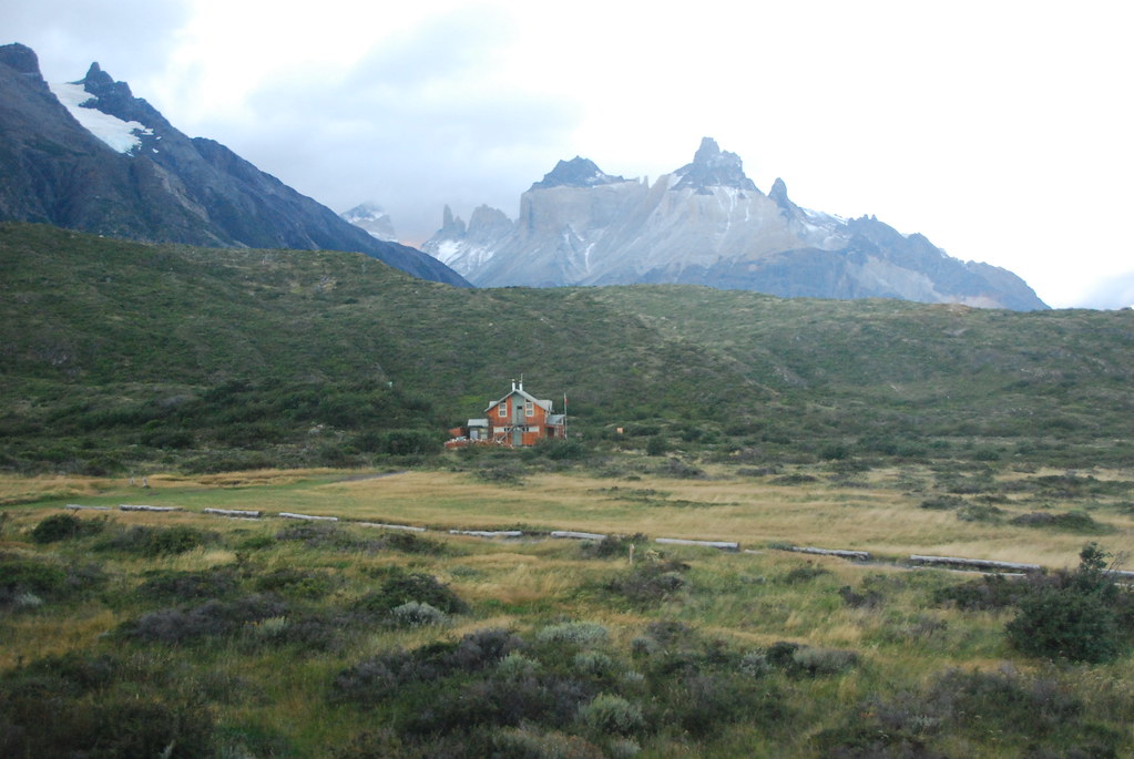 5903567509_ca8d93afce_b.jpg